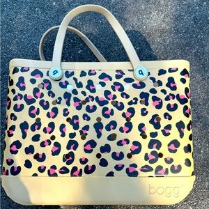 Bogg Beach Bag. Leopard print.